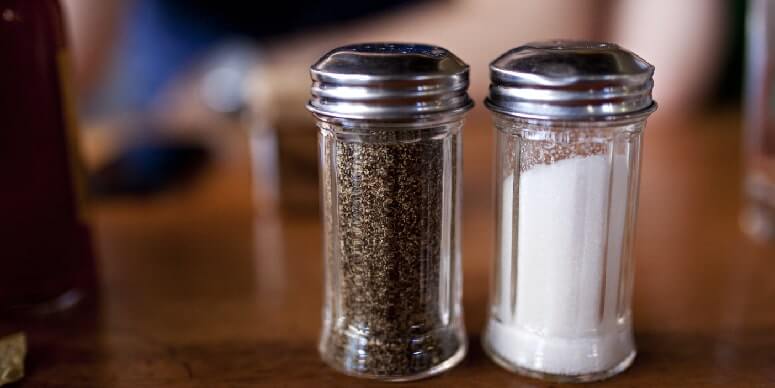 Condiment Holders, Pourers and Shakers