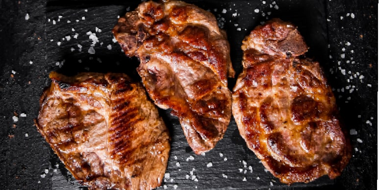 Smoky Grilled Dry-Rub Pork Chops