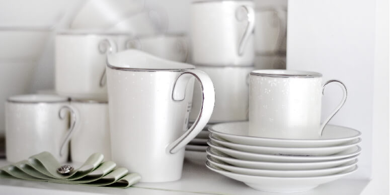 Porcelain
                    Dinnerware